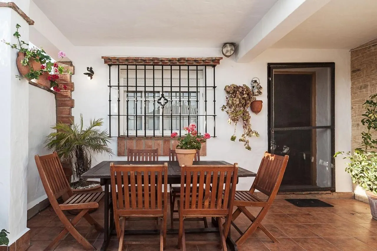 Villa Mayo Con Piscina Privada 科尼尔-德拉弗龙特拉 度假居