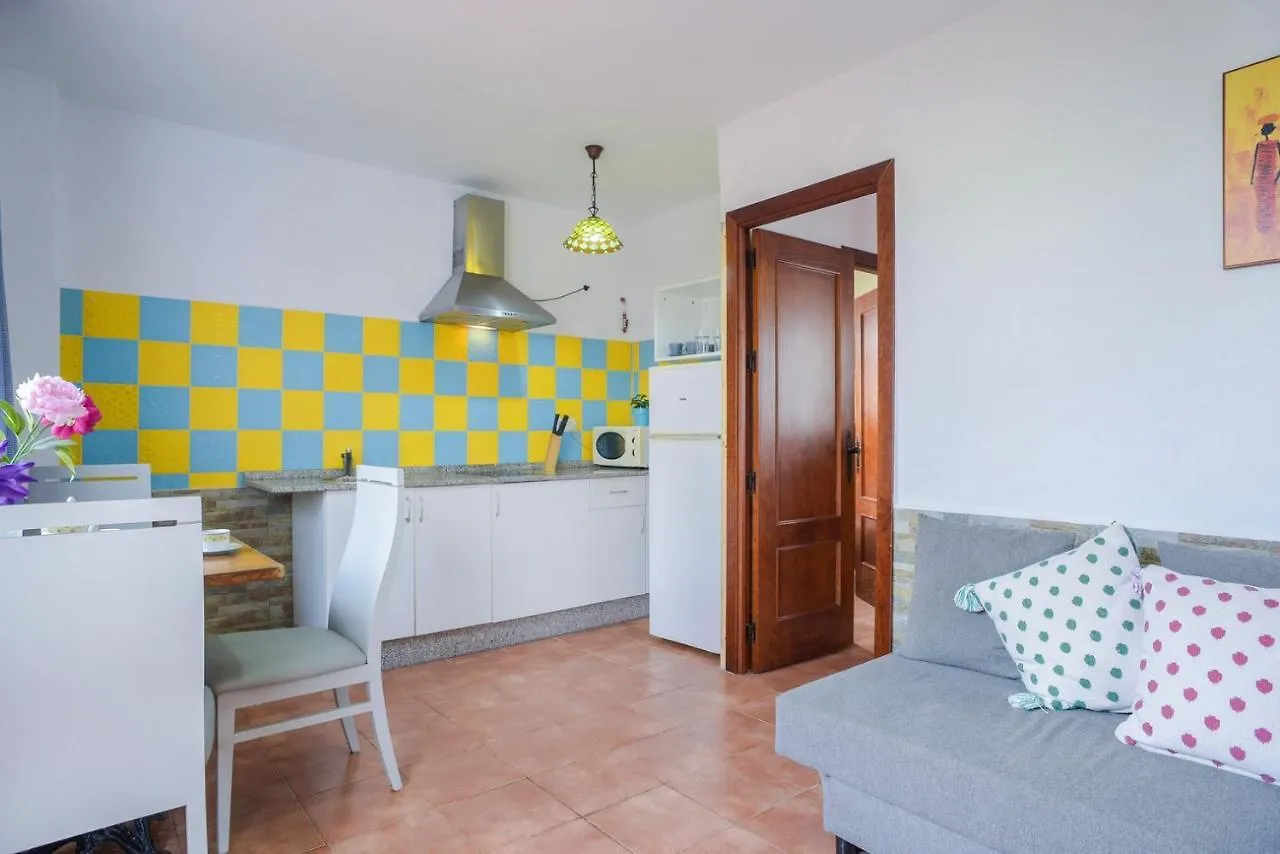 Villa Mayo Con Piscina Privada 科尼尔-德拉弗龙特拉 0*,